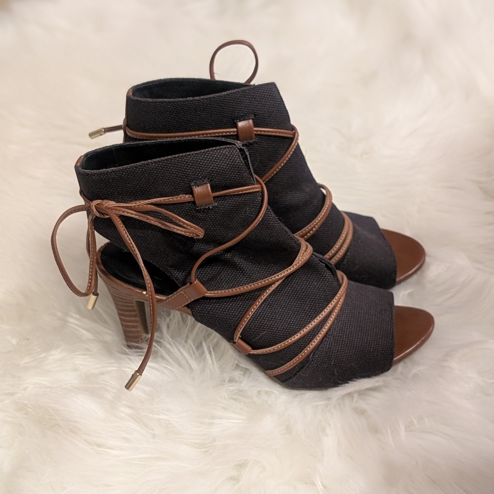 Franco Sarto Women's Blue canvas and Brown leather heels Size 5.5